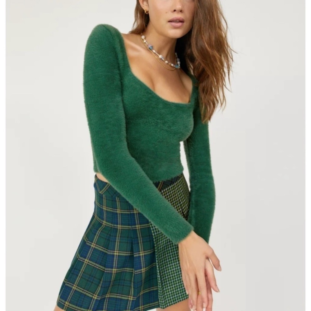 Aritzia Sunday Best Elsie Sweater